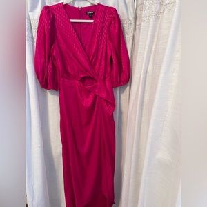 Express Cut Out Midi Dress